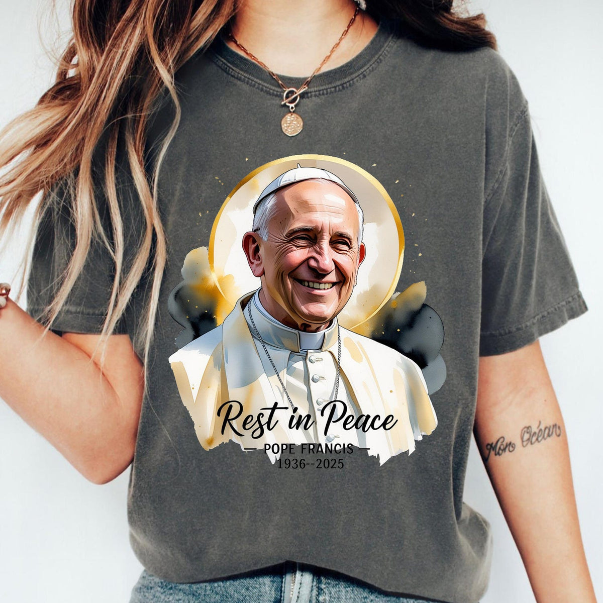 Pope Francis Tribute shirt - Rest In Peace 1936-2025, Pope Francis Memorial apparel, Pope Francis Smile, Pope Rip shirt