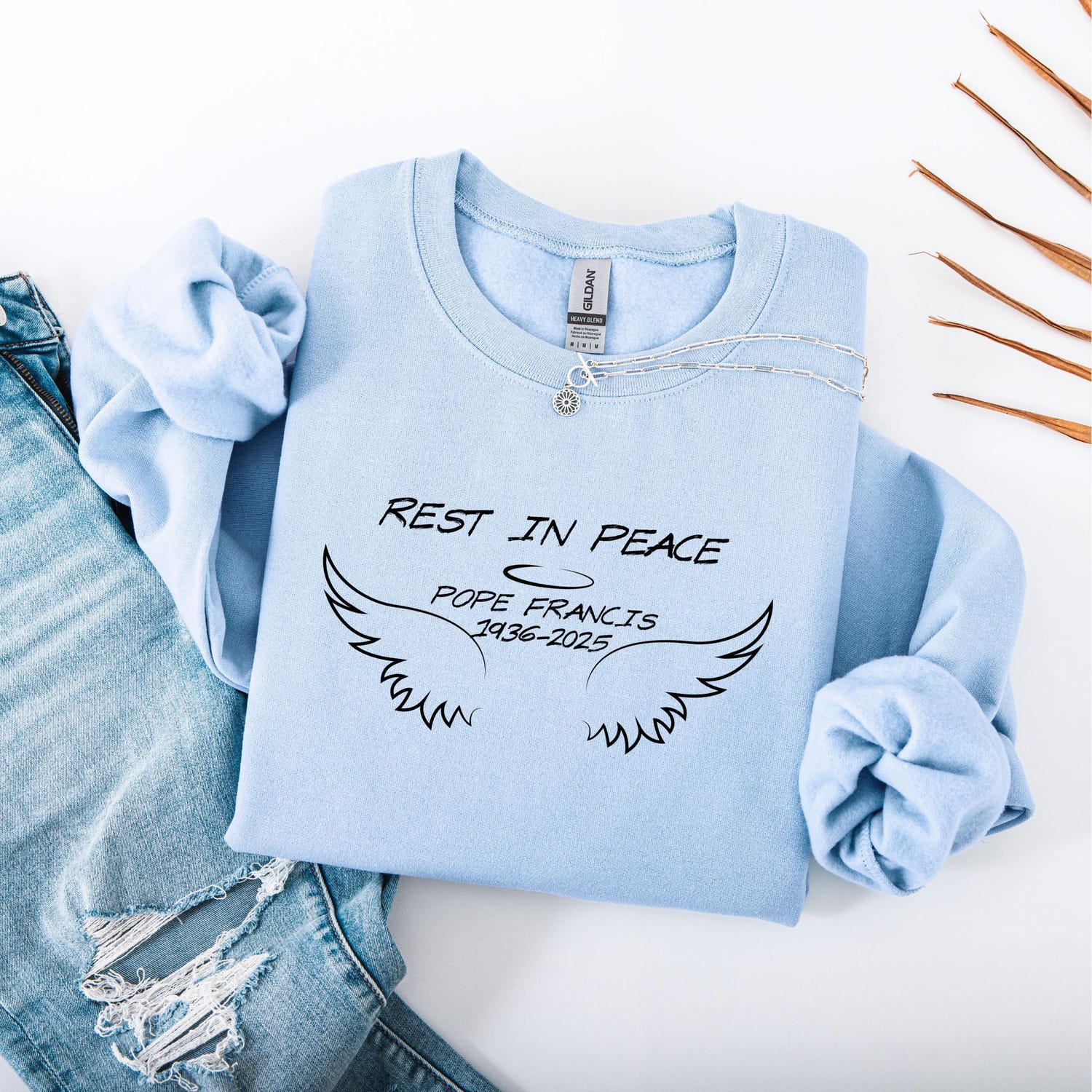 Rest In Peace Pope Francis Sweatshirt, Catholic Sweatshirt, Christian Shirt, Pope Francis Memorial Shirt, Rip Papa Franciscus Sweatshirt