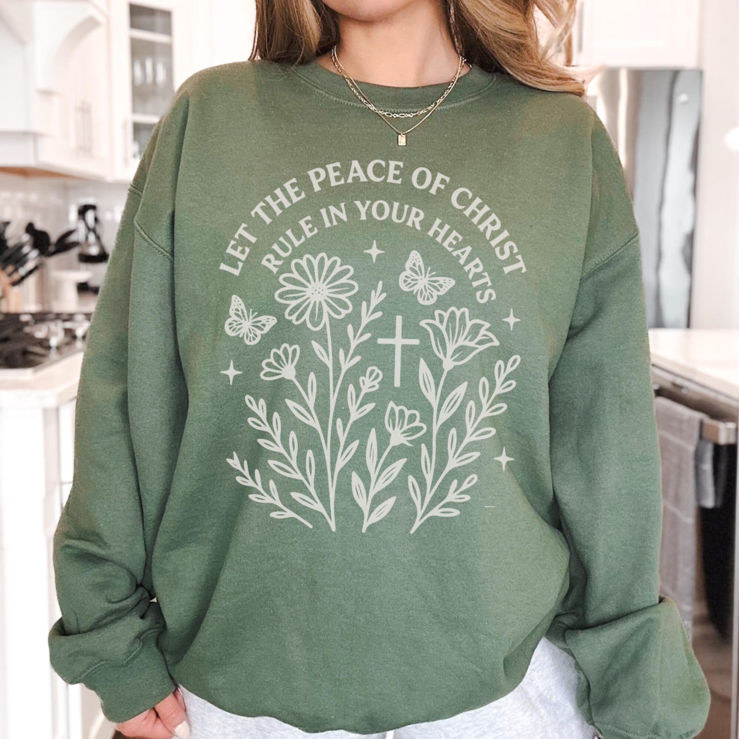 Aesthetic Christianity Sweatshirt, Woman of Faith Shirt, Bible Study Gift for Her, Cozy Religious Crewneck, Bible Quote Shirt