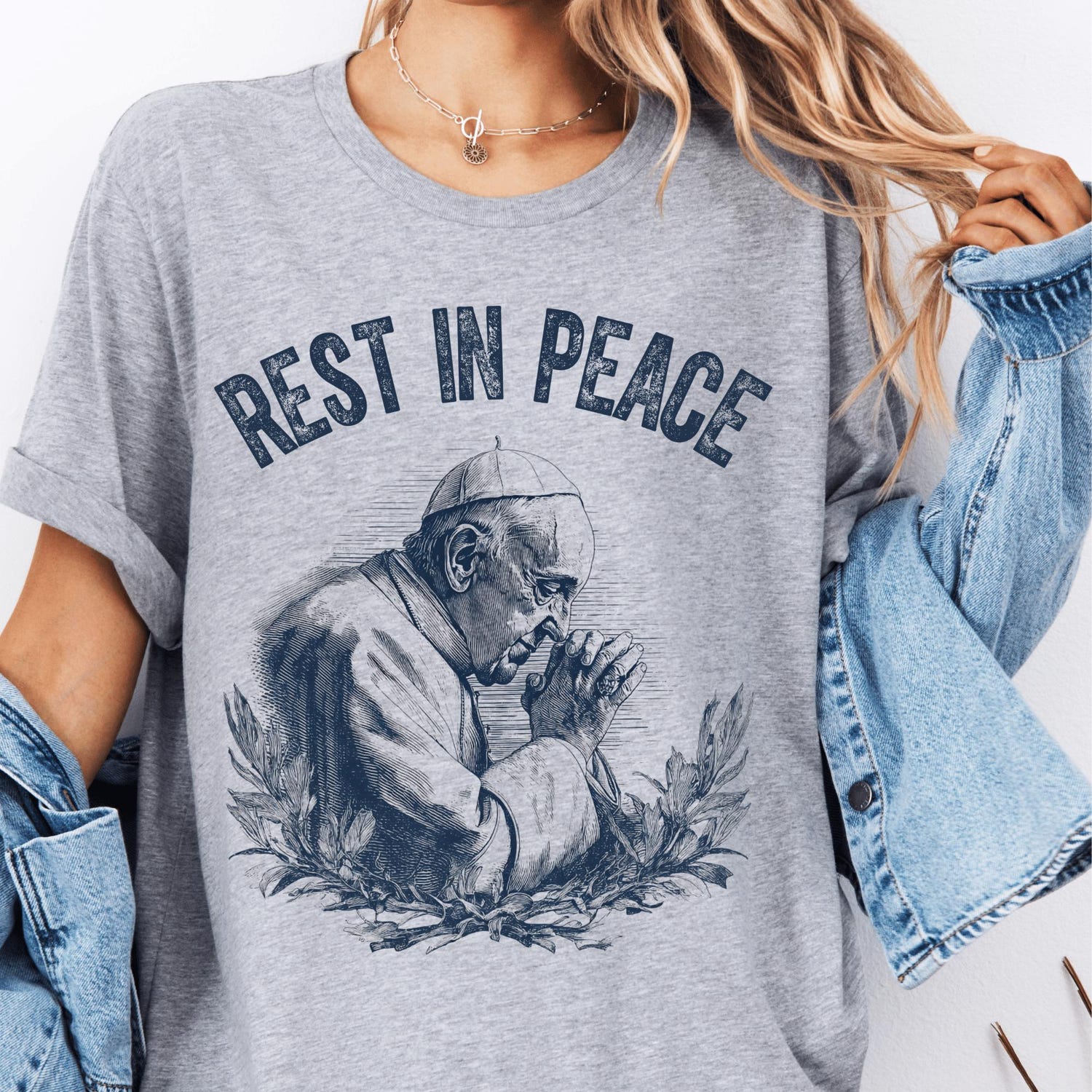 Rest in Peace Pope Francis T-Shirt � Memorial Catholic Shirt � Tribute Christian Tee � Prayer Graphic Vintage Sketch