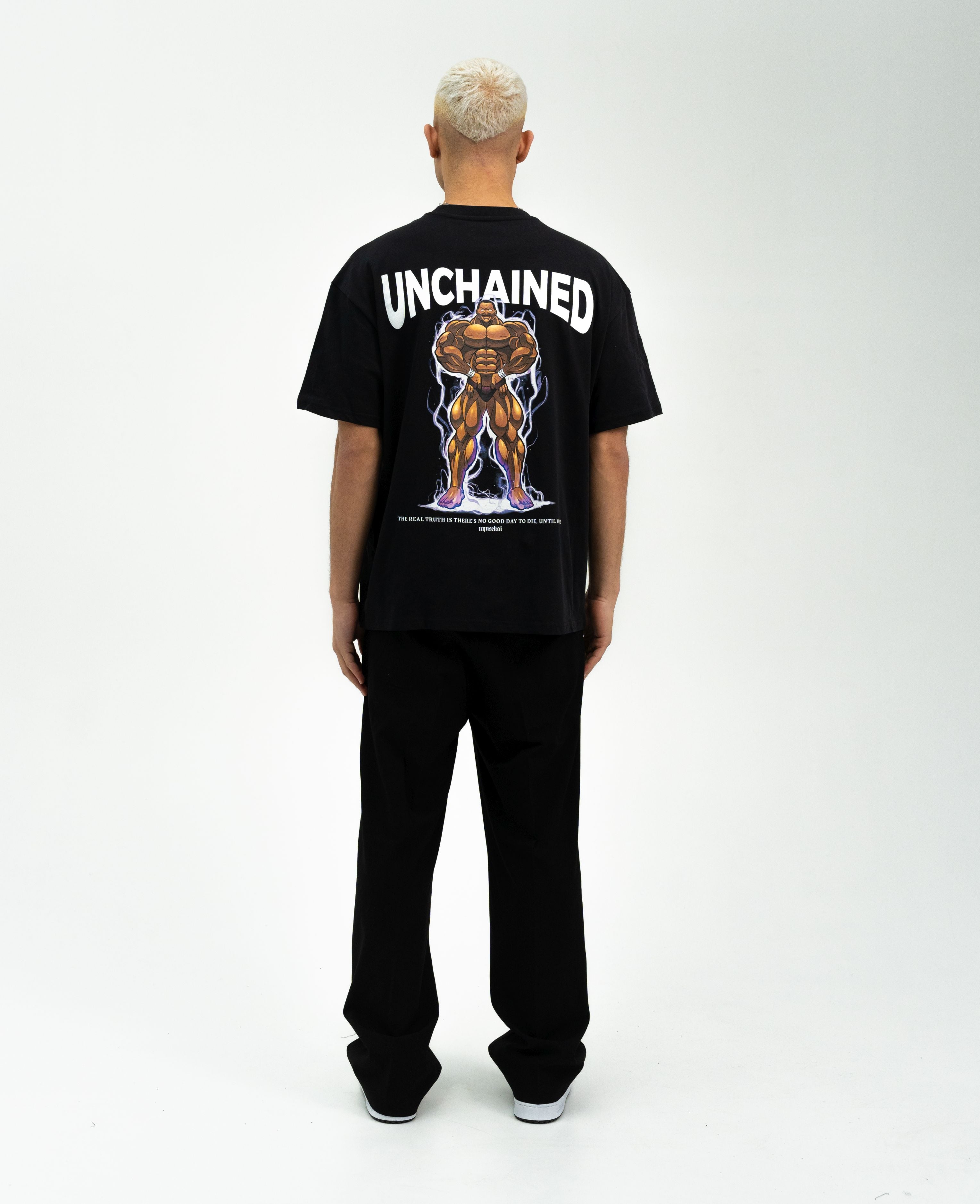 "Biscuit X Unchained - BAKI" Oversized T-Shirt