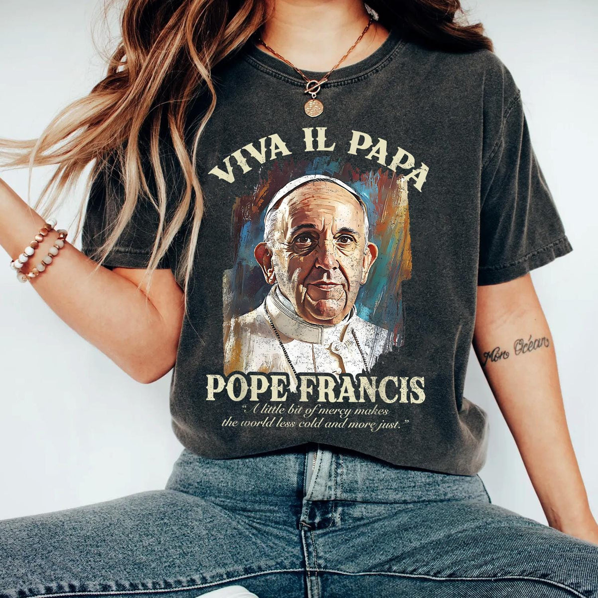 Memorial Tribute Pope Francis Viva Il Papa T-Shirt, Pope Catholic Clergy Legacy Francis Art T-Shirt, RIP Pope Francis Shirt, Faith Shirt