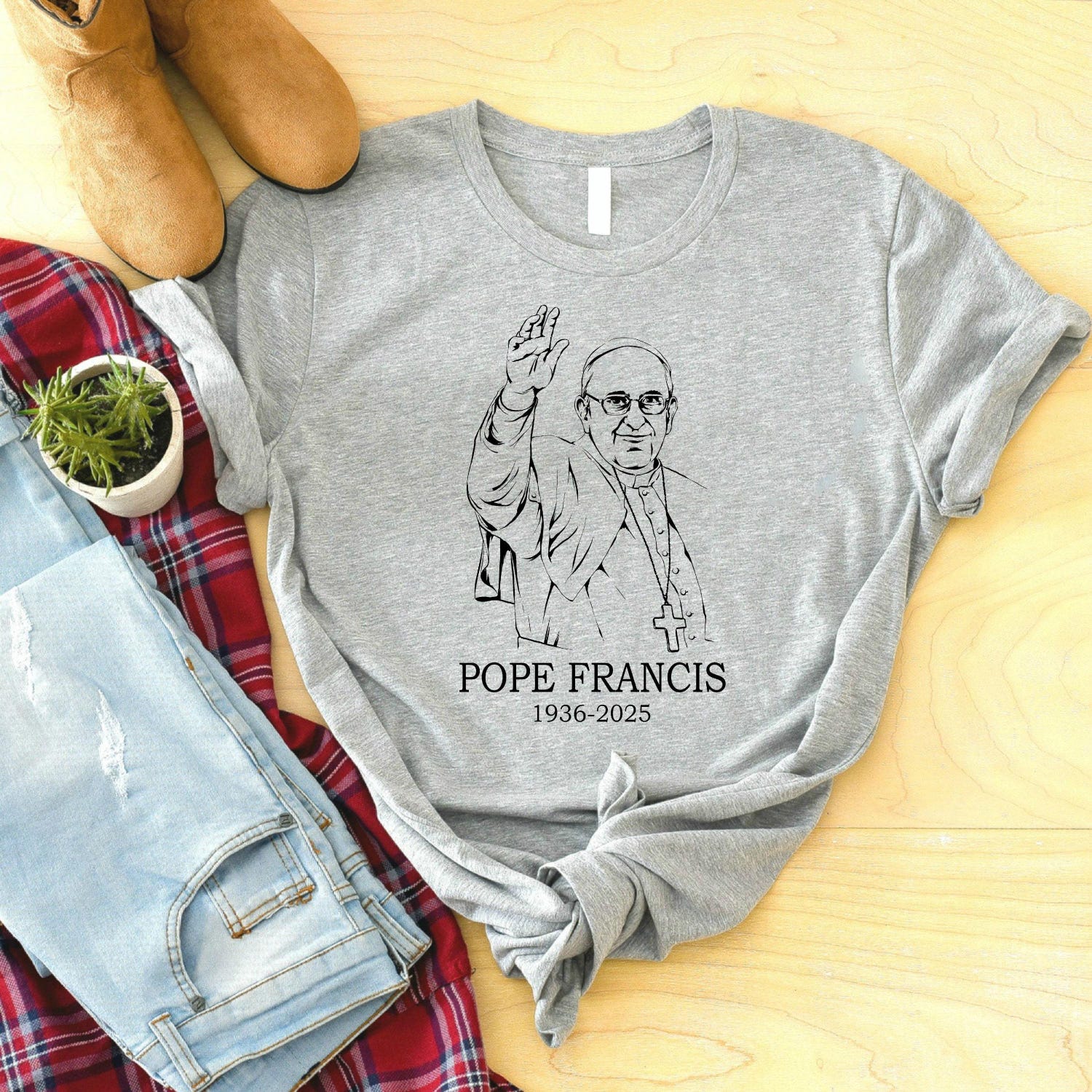 RIP Pope Francis Shirt, Memorial T-Shirt 1936�2025, Catholic Vatican Tribute Shirt, Pray for Pope Francis, Christian Faith Religious Gift